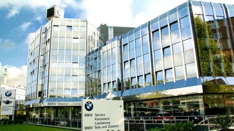Bmw Ag Niederlassung Düsseldorf Bmw Fahrzeuge Services Angebote